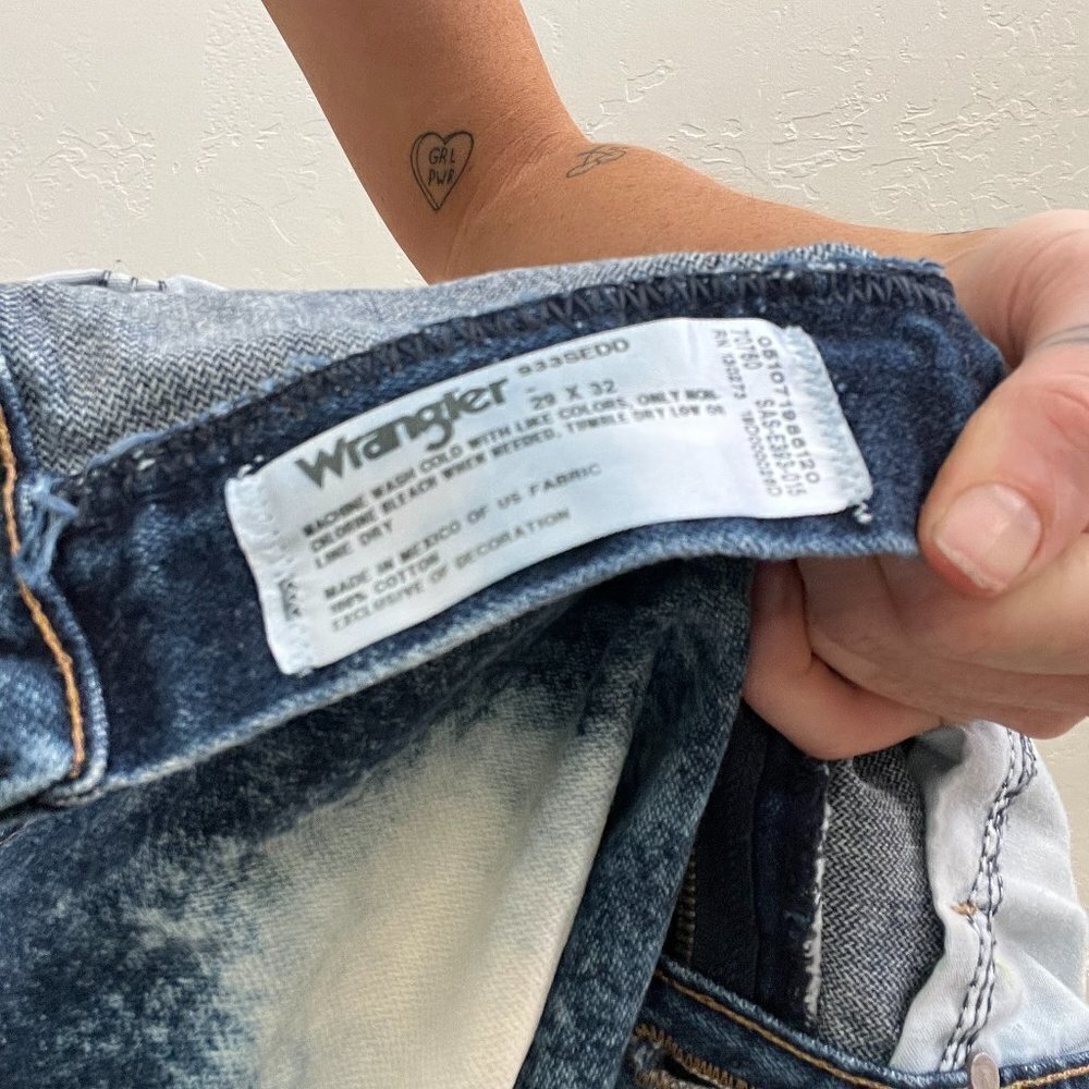 Vintage Wrangler Bleach Dyed Distressed High Waist Straight Leg Jeans - Picture 6 of 6